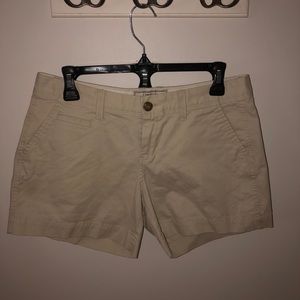Khaki short shorts